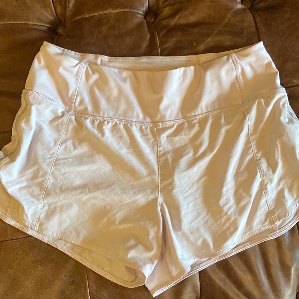 Athleta Run with It short- size M